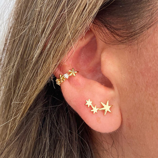 Zirconia flower ear cuff gold