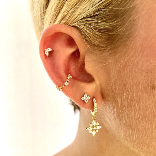 White zirconia flower gold - ByMirelae