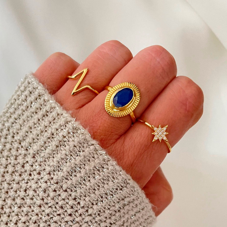 Big zirconia star ring gold
