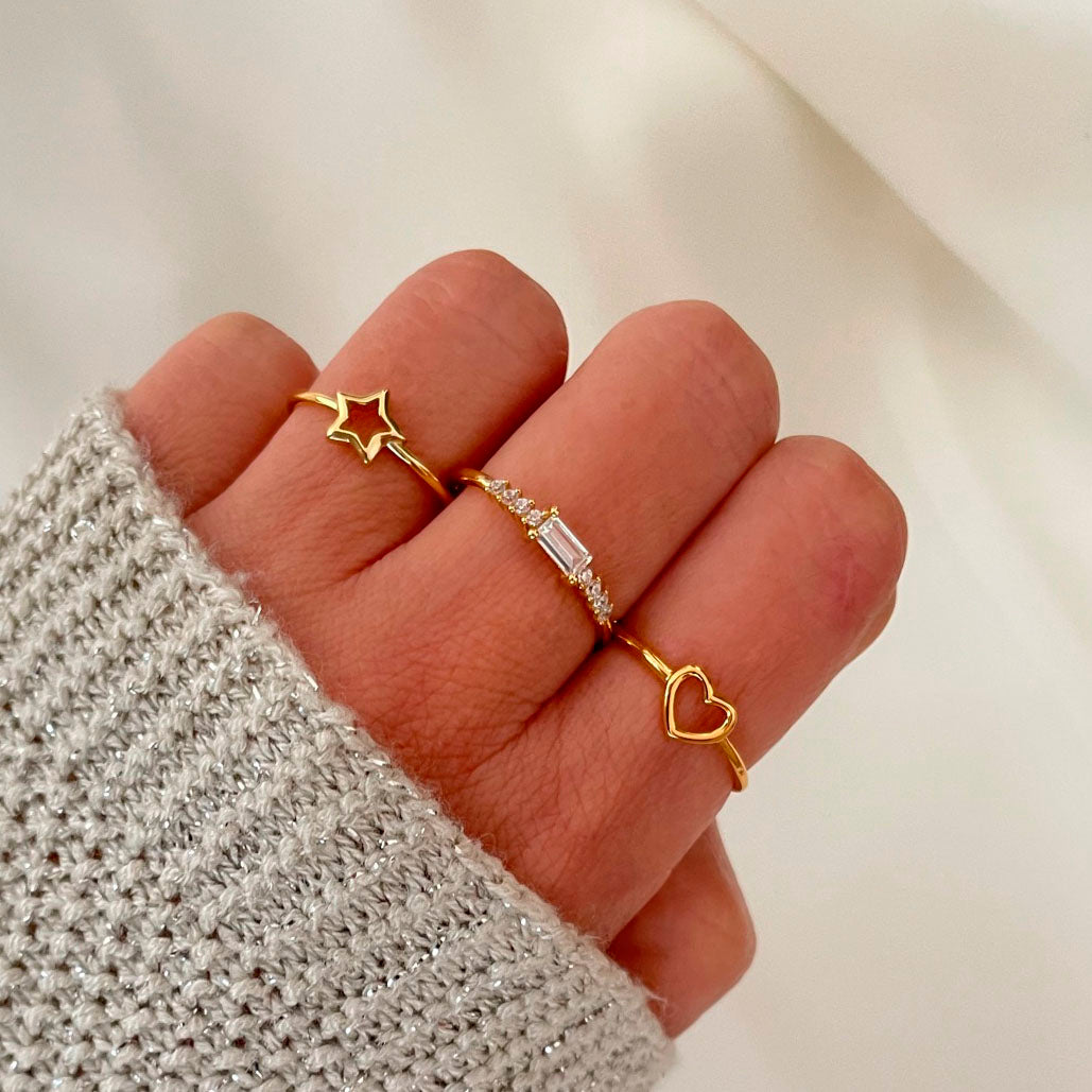 Zirconia one baguette gold