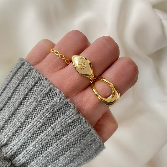 Infinite ring silver