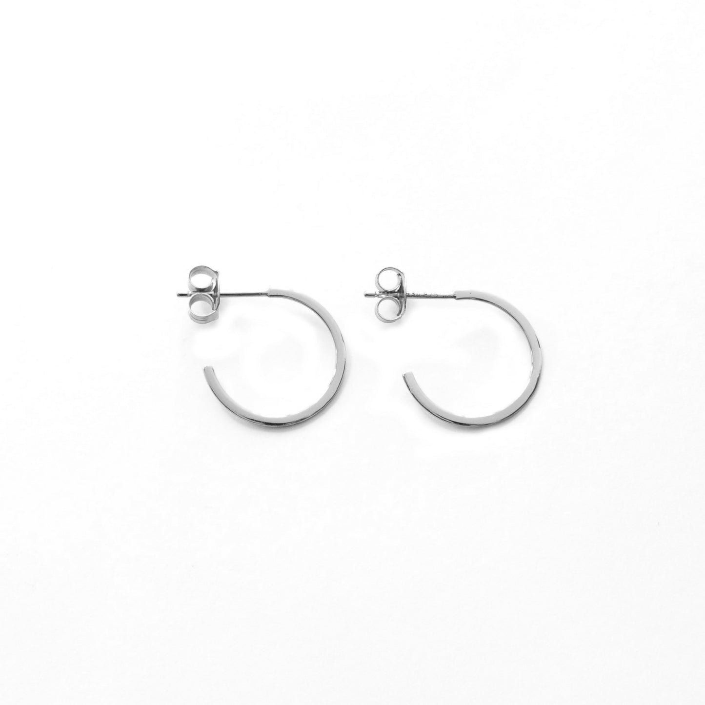 Flat hoops silver - 16 mm - ByMirelae