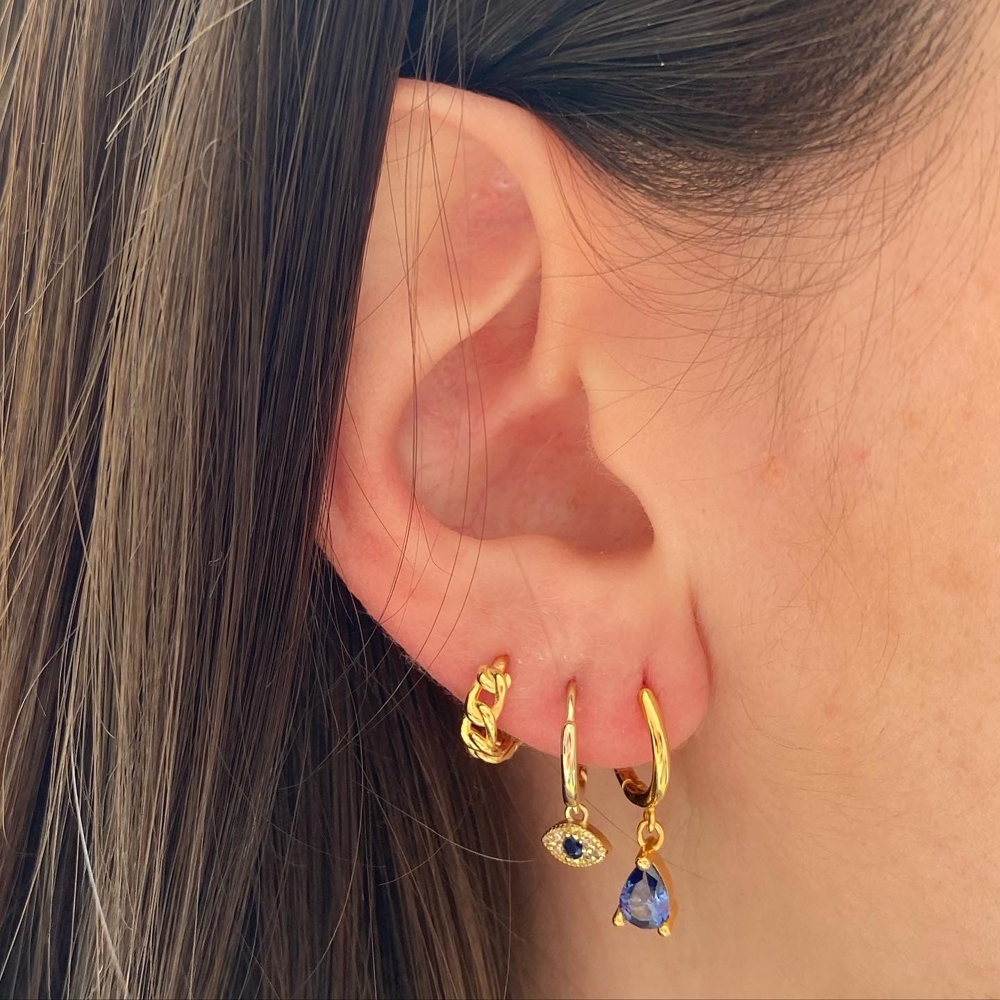 Blue zirconia eye gold - ByMirelae