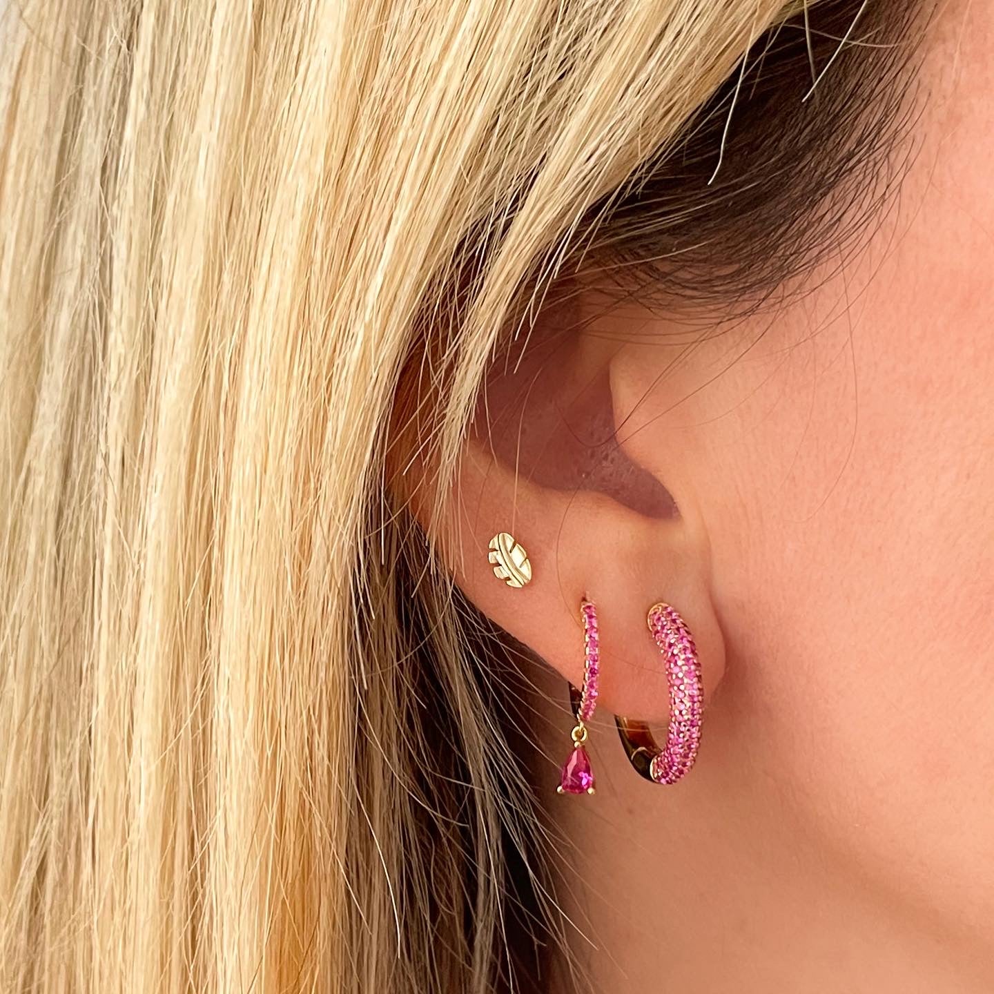 Pink tear hoop gold