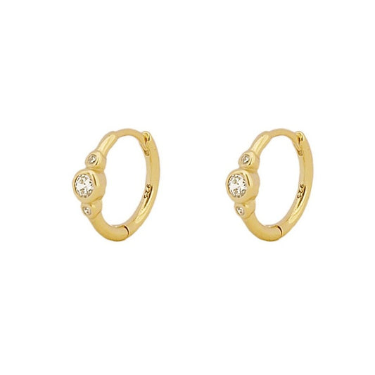 Three small zirconia hoop gold - ByMirelae