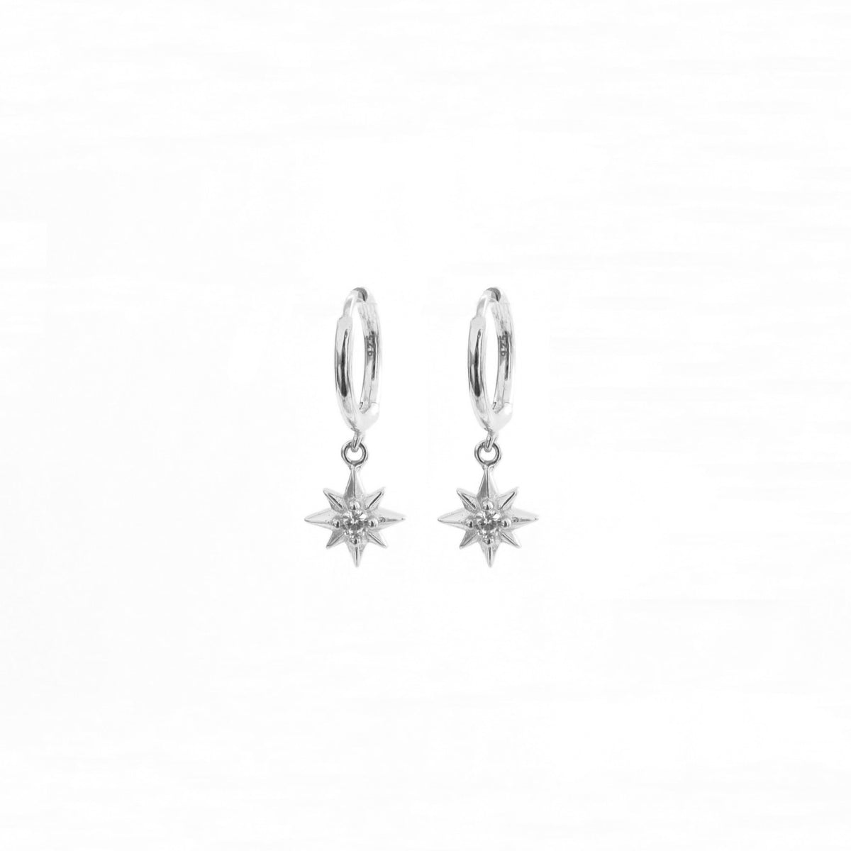 Small zirconia star silver - ByMirelae