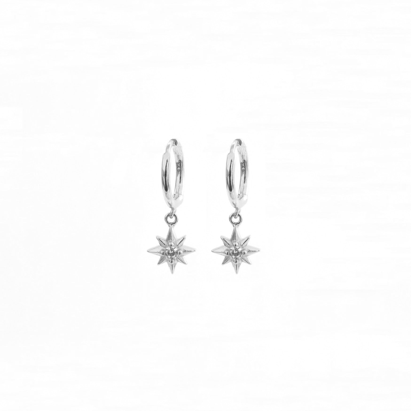 Small zirconia star silver - ByMirelae