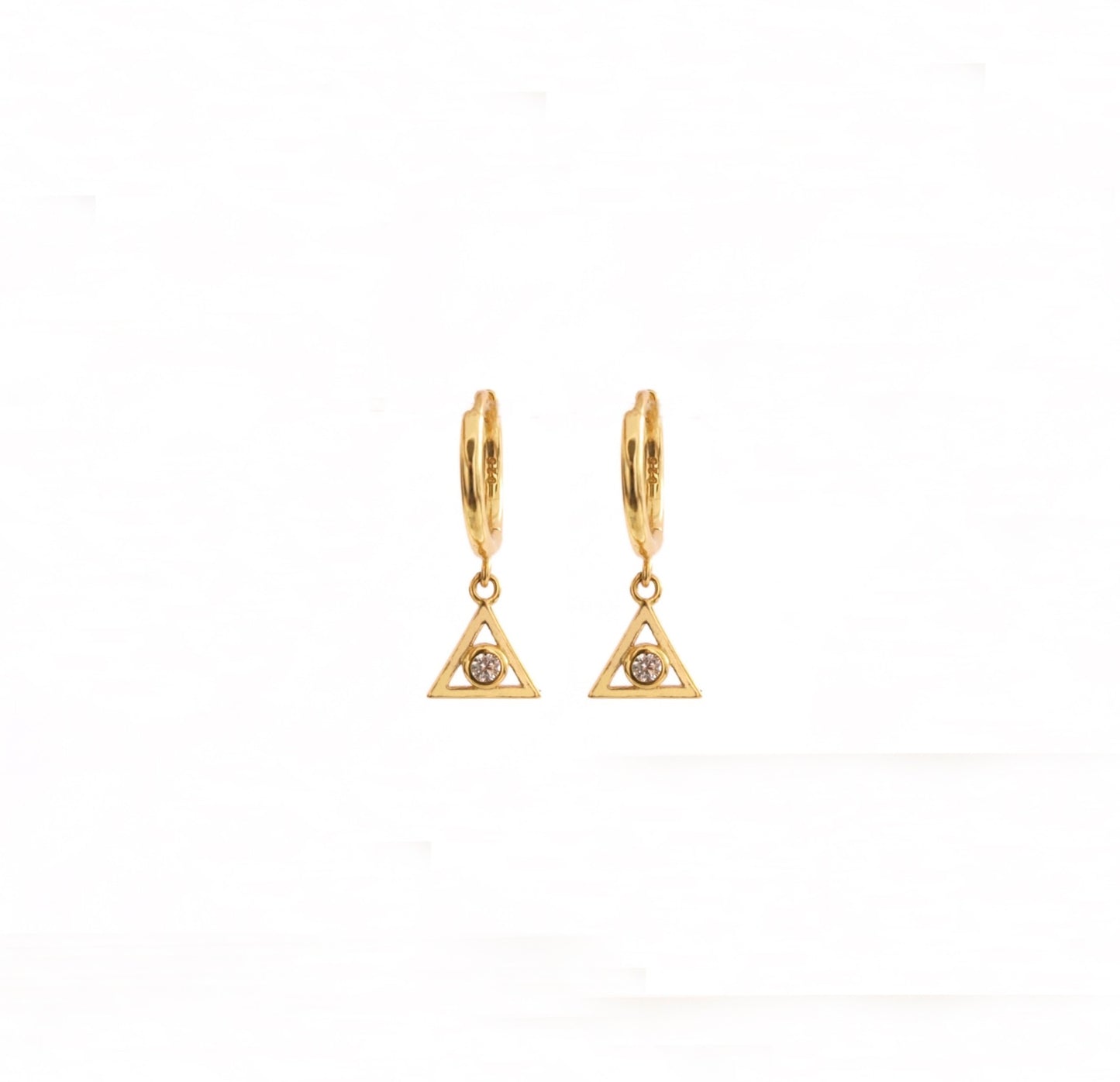 Zirconia triangle gold - ByMirelae