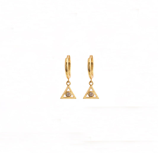 Zirconia triangle gold - ByMirelae