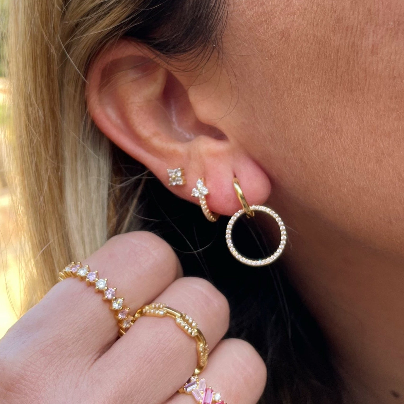 Three zirconia big hoop gold - ByMirelae