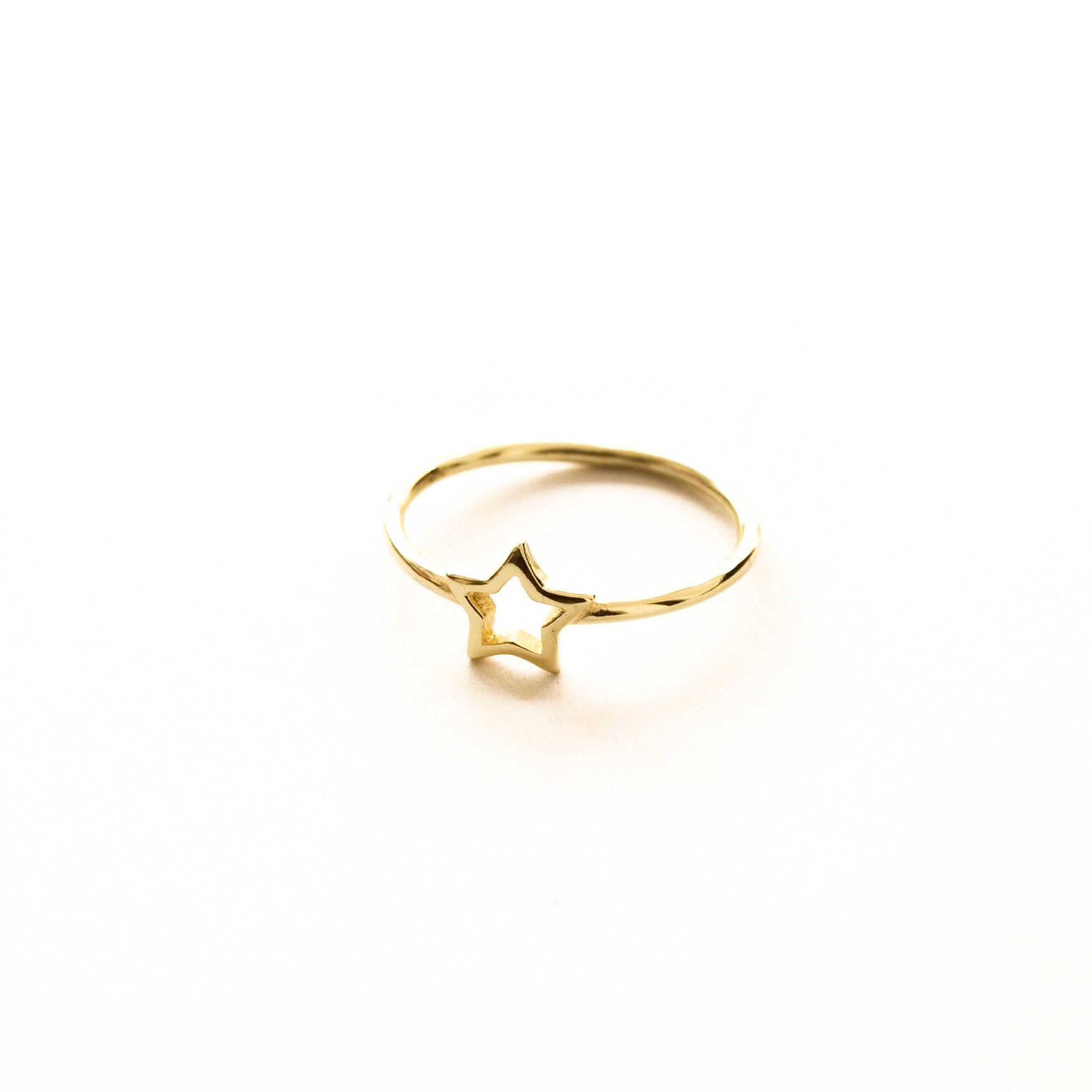 Star silhouette ring gold - ByMirelae