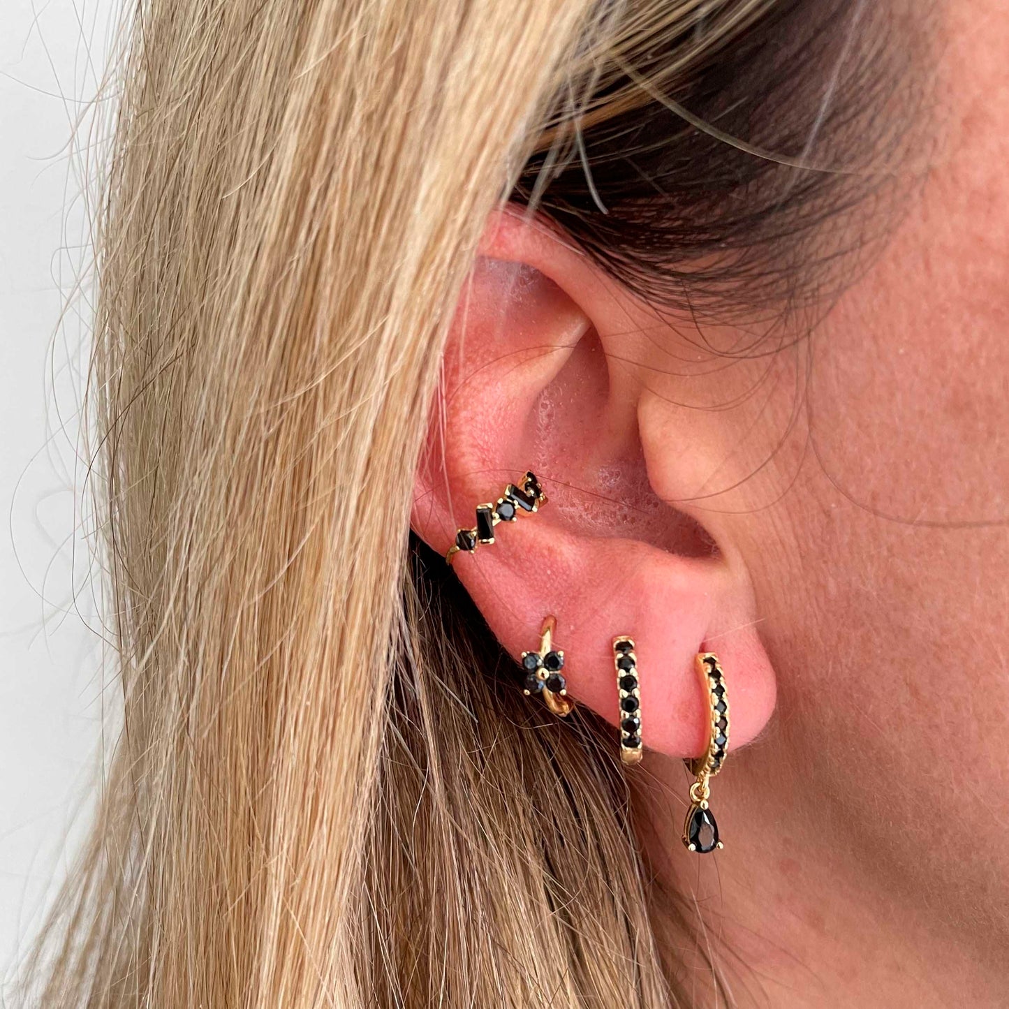 Black zirconia ear cuff gold