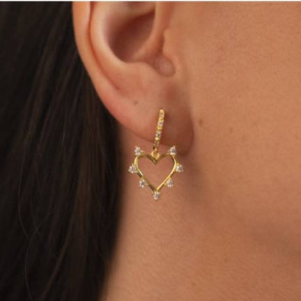 Small zirconia heart hoop gold